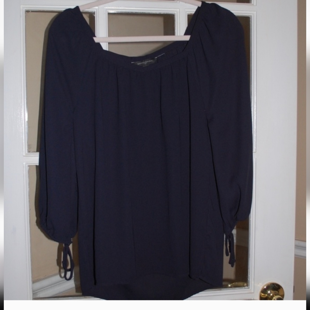 Banana Reublic Navy Women’s blouse